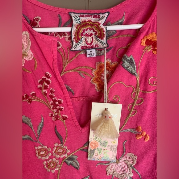 Johnny Was Suki Easy Paneled V-Neck Pink Floral Embroidered Blouse - Picture 2 of 7